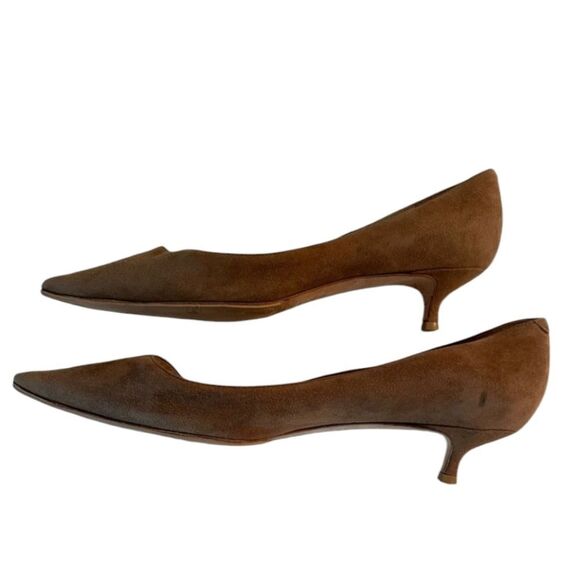 Jimmy Choo Brown Suede Heels with Pointed Toe - Picture 3 of 6